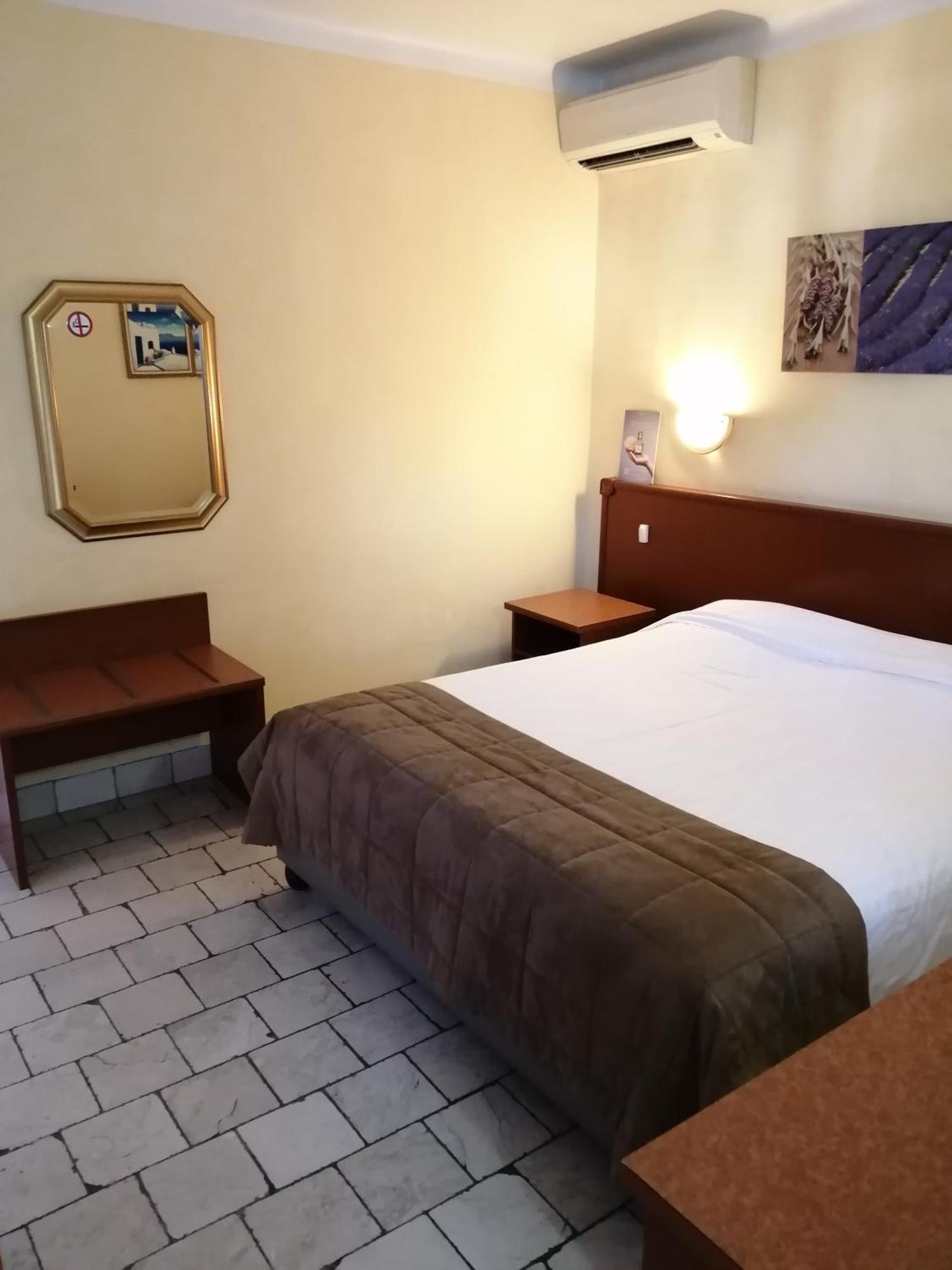 Auberge Les Aromes Grasse Dış mekan fotoğraf